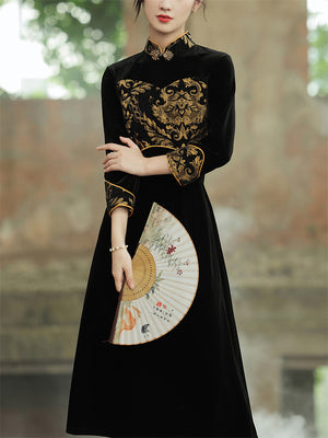 Women's Elegant Velvet Stand Collar Midi Embroidery Qipao