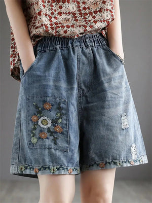 Retro High-waist Embroidery Short Jeans